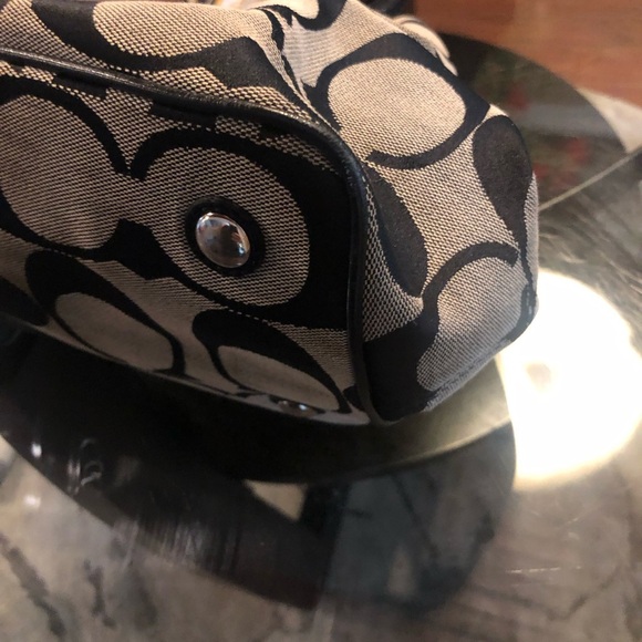 Vintage Y2K Coach Fabric Black & Gray Signature Shoulder Bag w/ Leather Straps - Picture 3 of 15